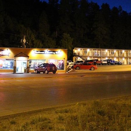 Deadwood Station Bunkhouse And Gambling Hall Motel Buitenkant foto