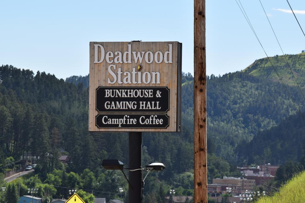 Deadwood Station Bunkhouse And Gambling Hall Motel Buitenkant foto